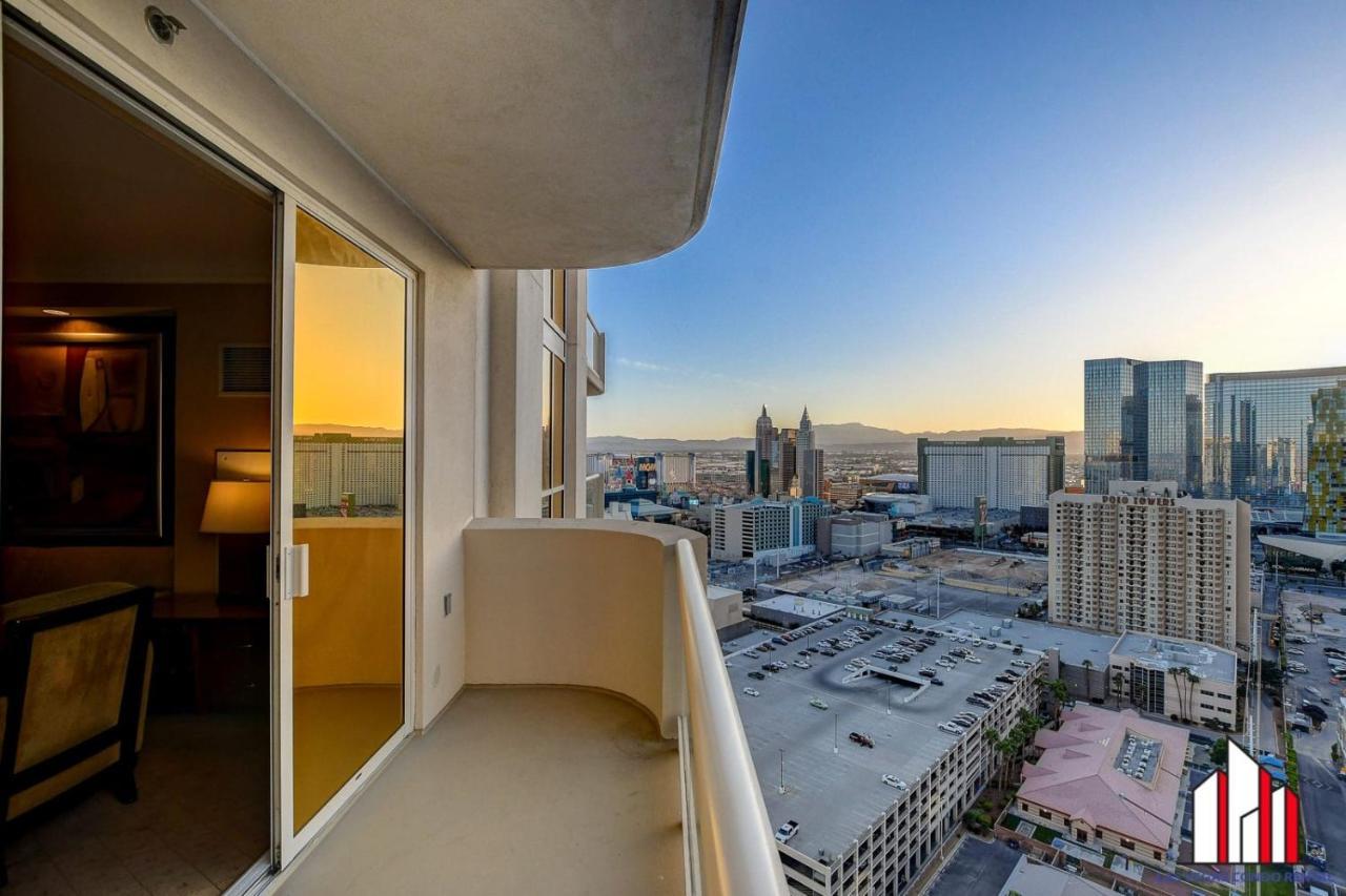 Mgm Signature-28-705 F1 Track & Strip View Balcony Лас-Вегас Экстерьер фото